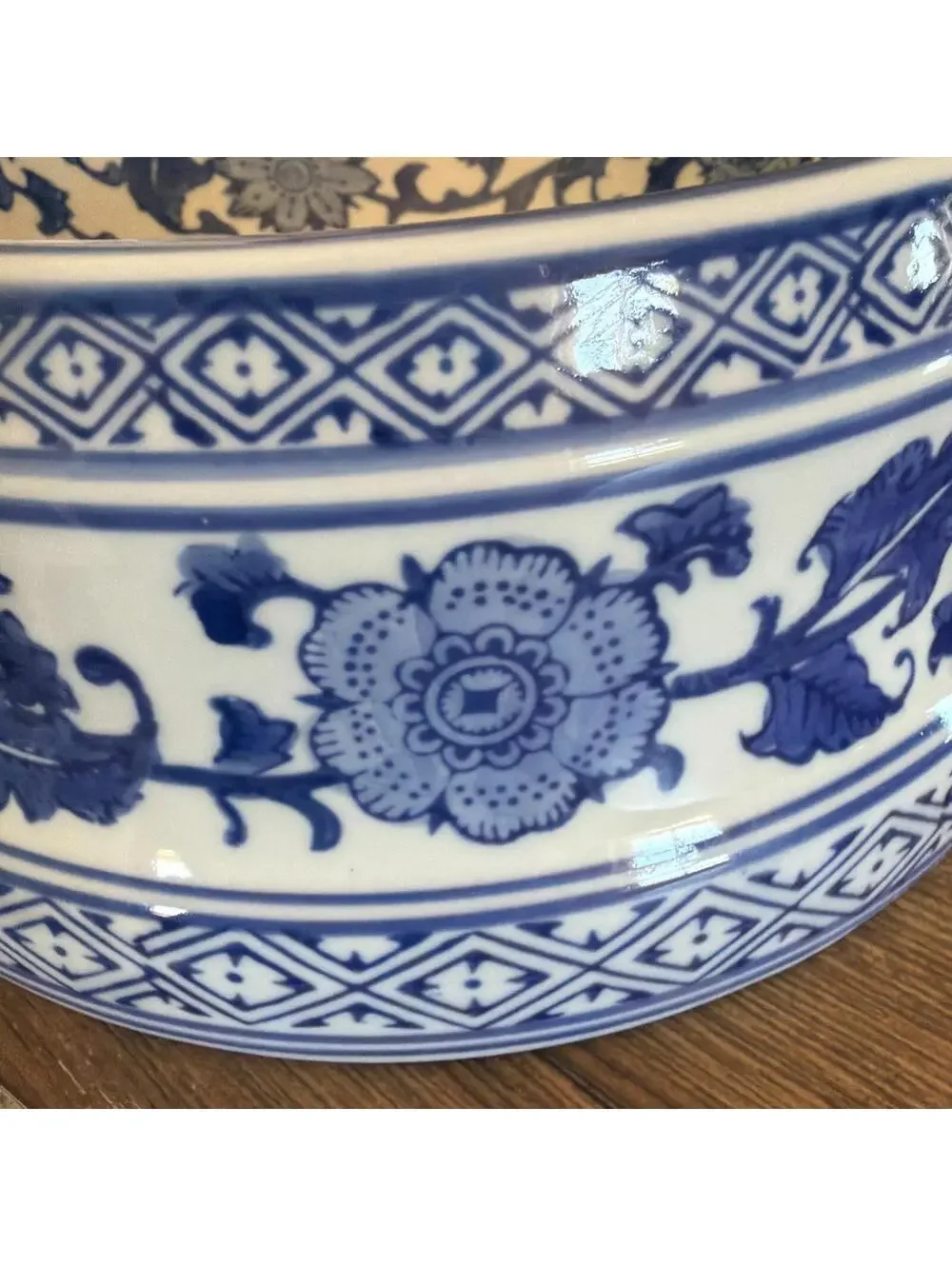 25oz Chinoiserie Pet Bowls - Durable Ceramic with Vintage Blue & White Elegance